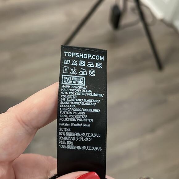 TopShop Floral Mini Dress With Ruffled Cutouts Size 4 - Picture 8 of 9